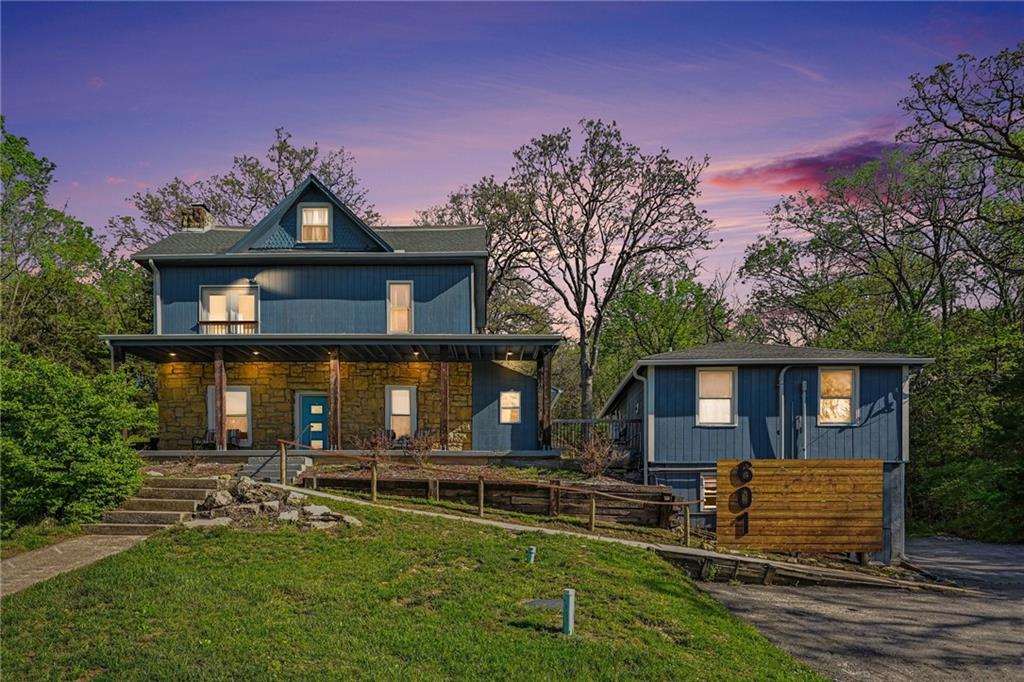 Listing Photo MLS #HMS2631893
