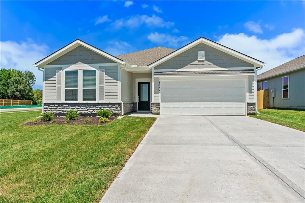 Listing Photo MLS #HMS2632132