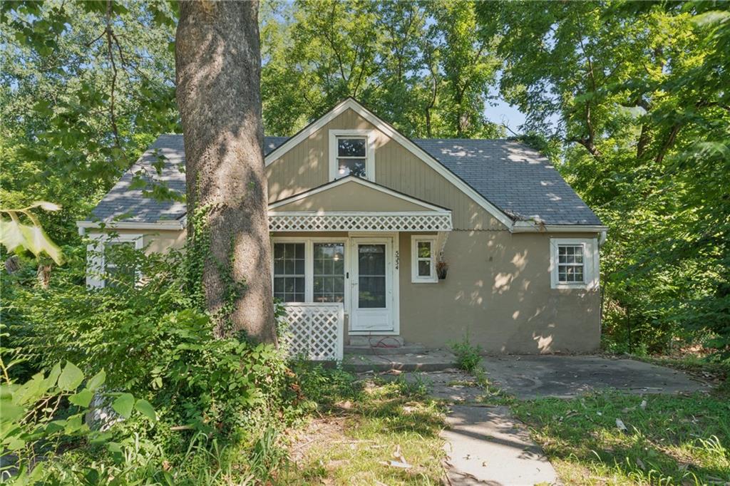 Listing Photo MLS #HMS2632234