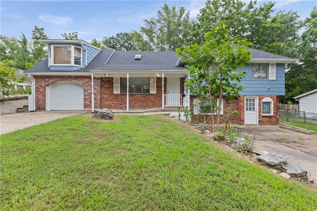 Listing Photo MLS #HMS2632302