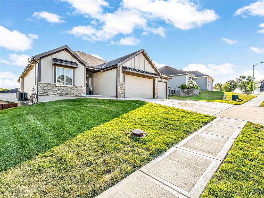 Listing Photo MLS #HMS2632347