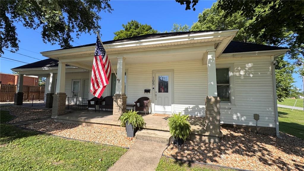 Listing Photo MLS #HMS2632378
