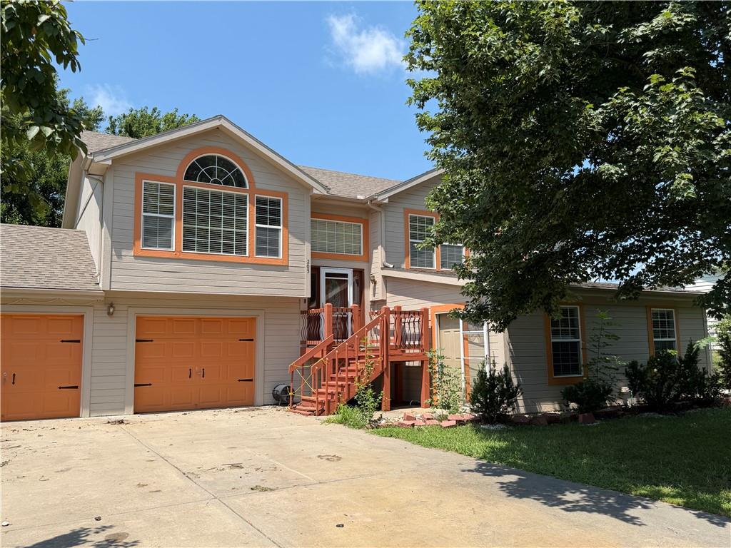 Listing Photo MLS #HMS2632518