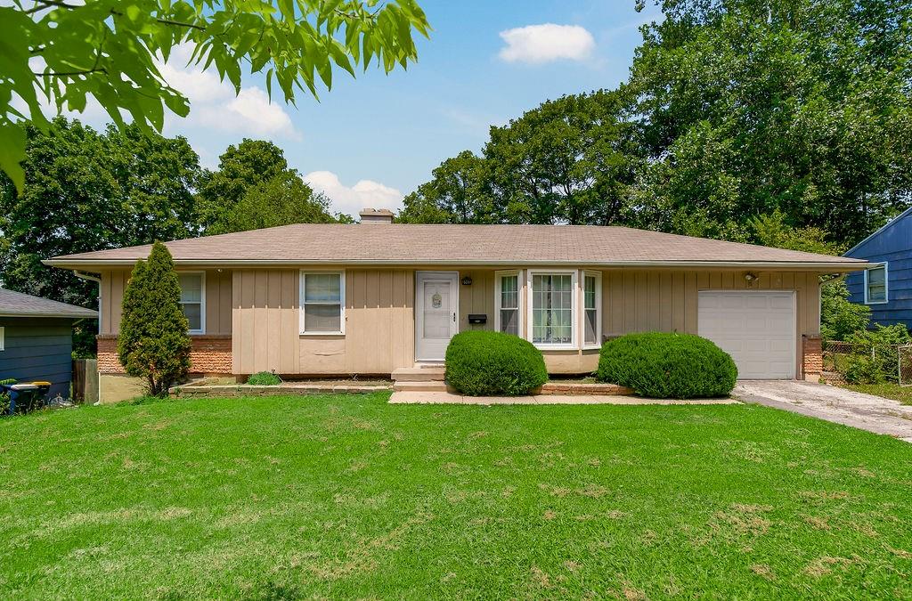 Listing Photo MLS #HMS2632804