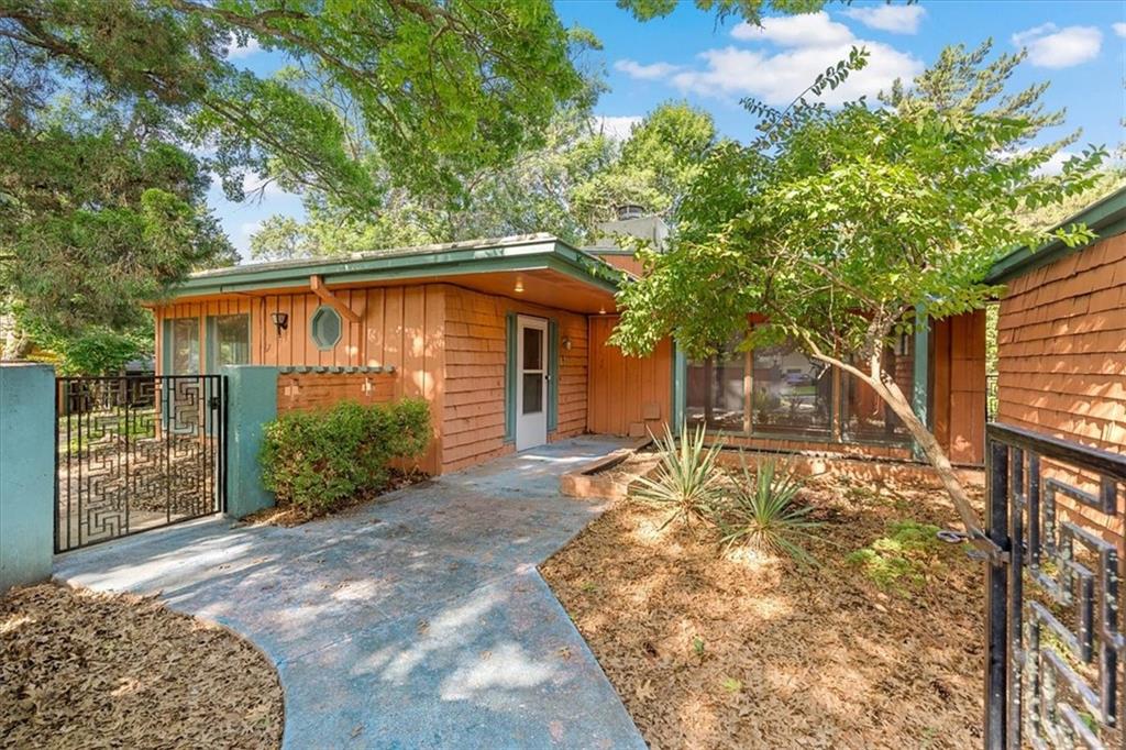 Listing Photo MLS #HMS2632922