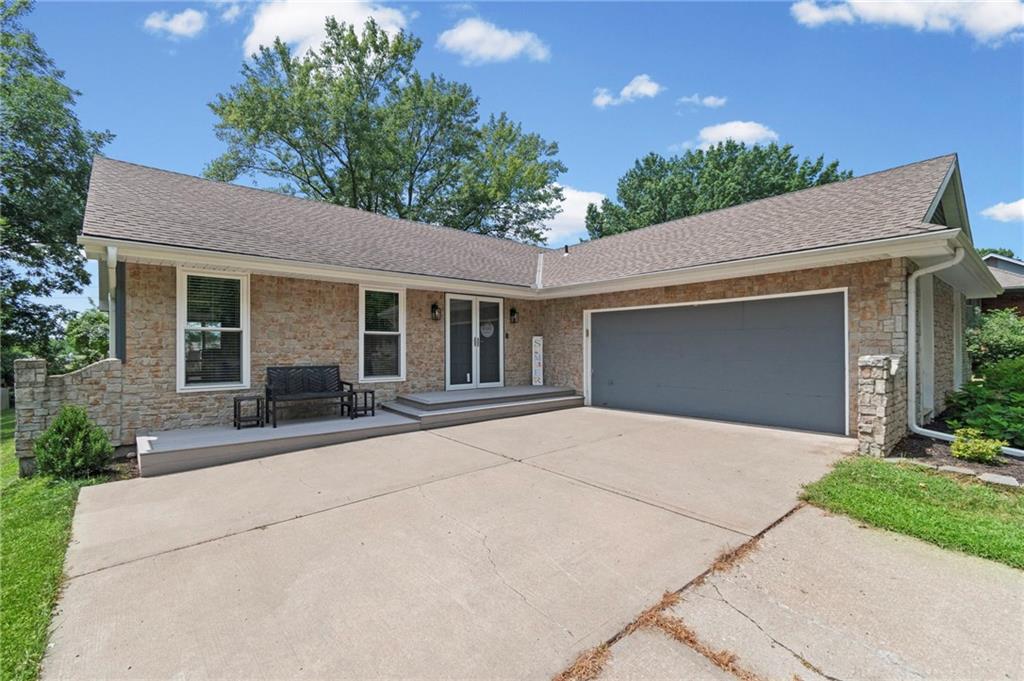 Listing Photo MLS #HMS2633043