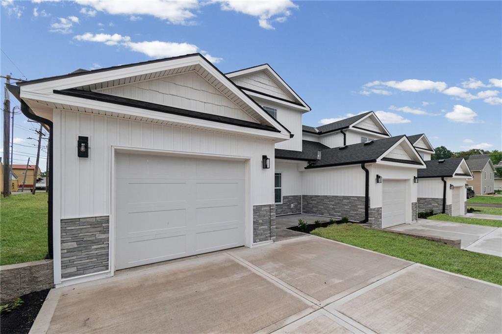 Listing Photo MLS #HMS2633207
