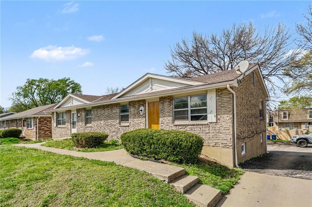 Listing Photo MLS #HMS2633394