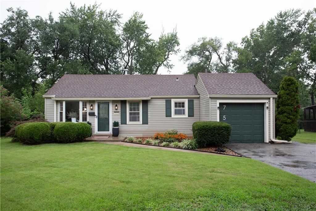 Listing Photo MLS #HMS2633513
