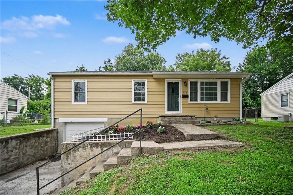 Listing Photo MLS #HMS2633616
