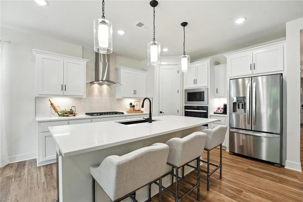 Listing Photo MLS #HMS2633667