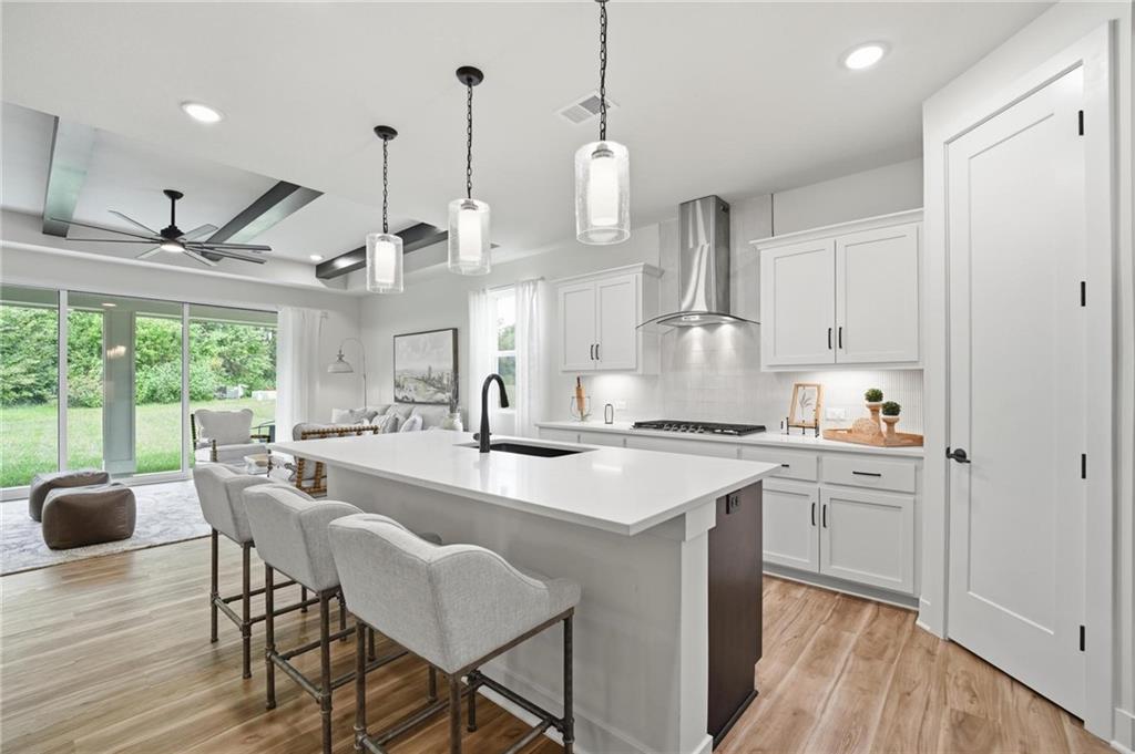 Listing Photo MLS #HMS2633692