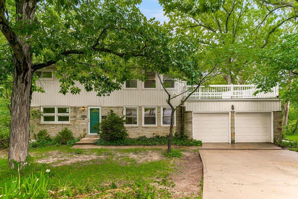 Listing Photo MLS #HMS2633785