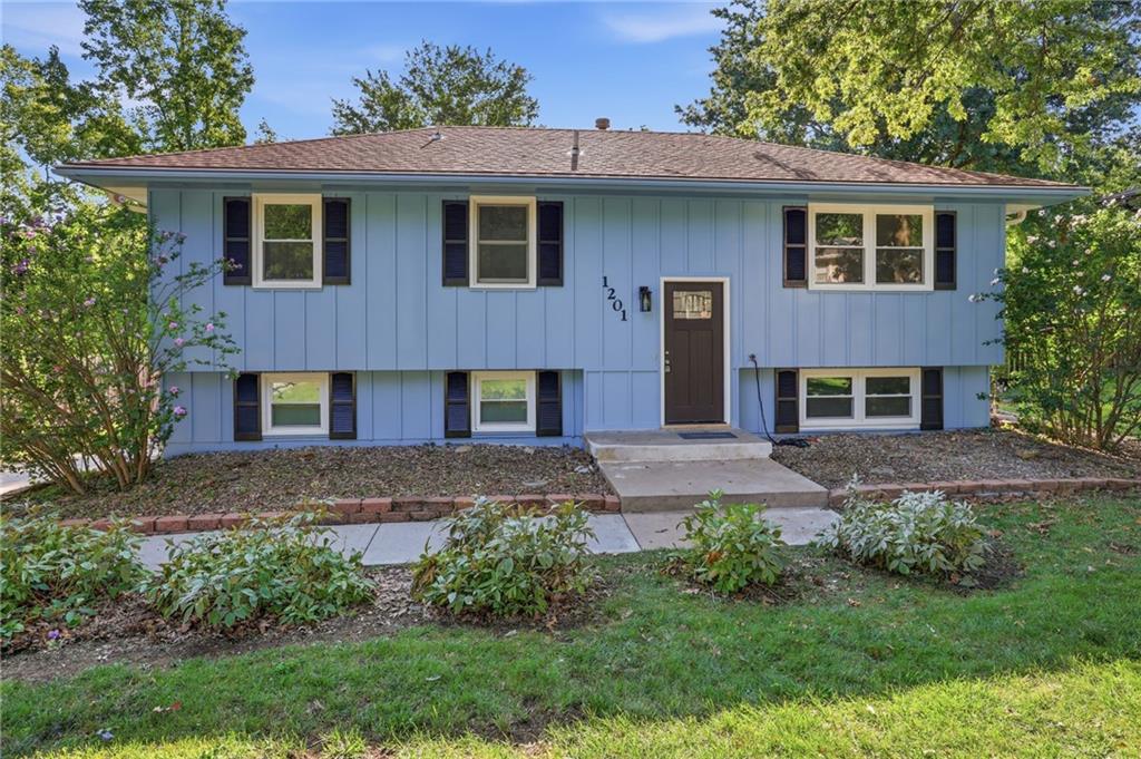 Listing Photo MLS #HMS2633980