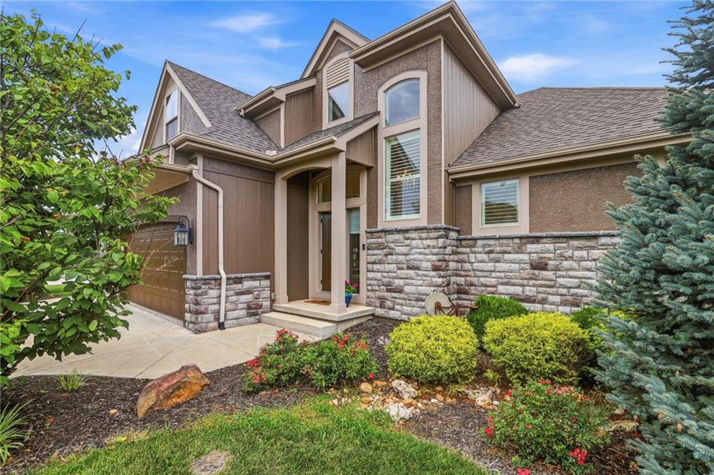 Listing Photo MLS #HMS2633992
