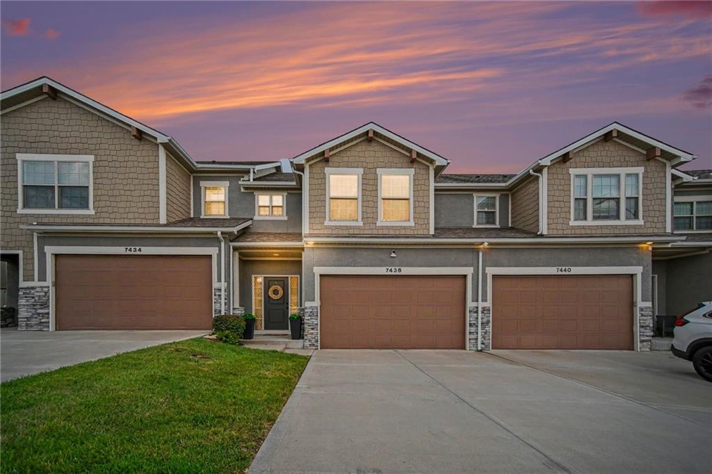 Listing Photo MLS #HMS2634413