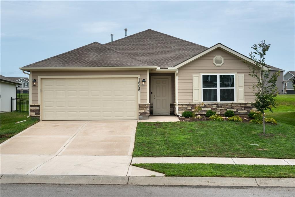 Listing Photo MLS #HMS2634479