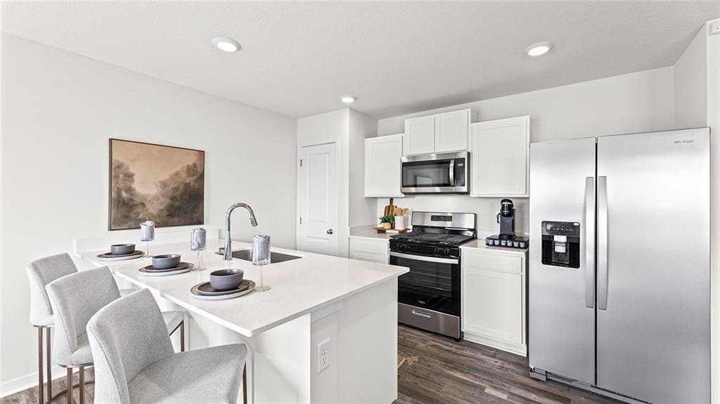 Listing Photo MLS #HMS2634533