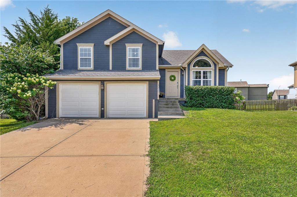 Listing Photo MLS #HMS2635029