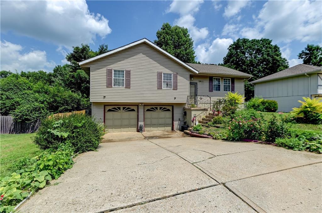 Listing Photo MLS #HMS2635671