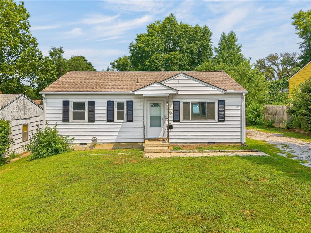 Listing Photo MLS #HMS2635677