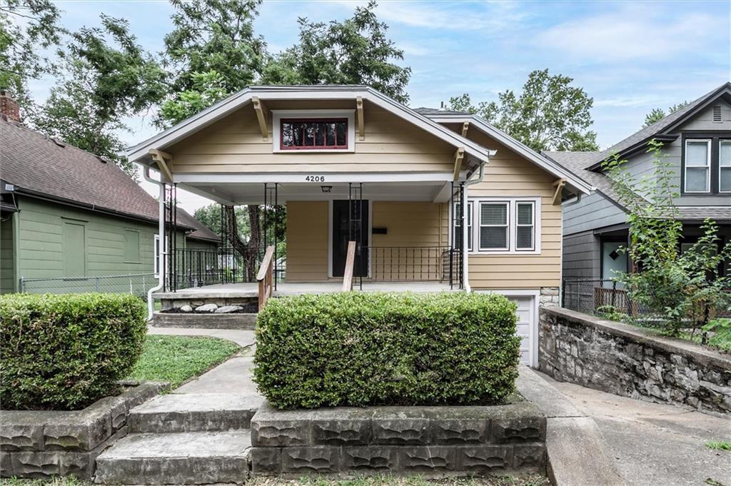 Listing Photo MLS #HMS2635733