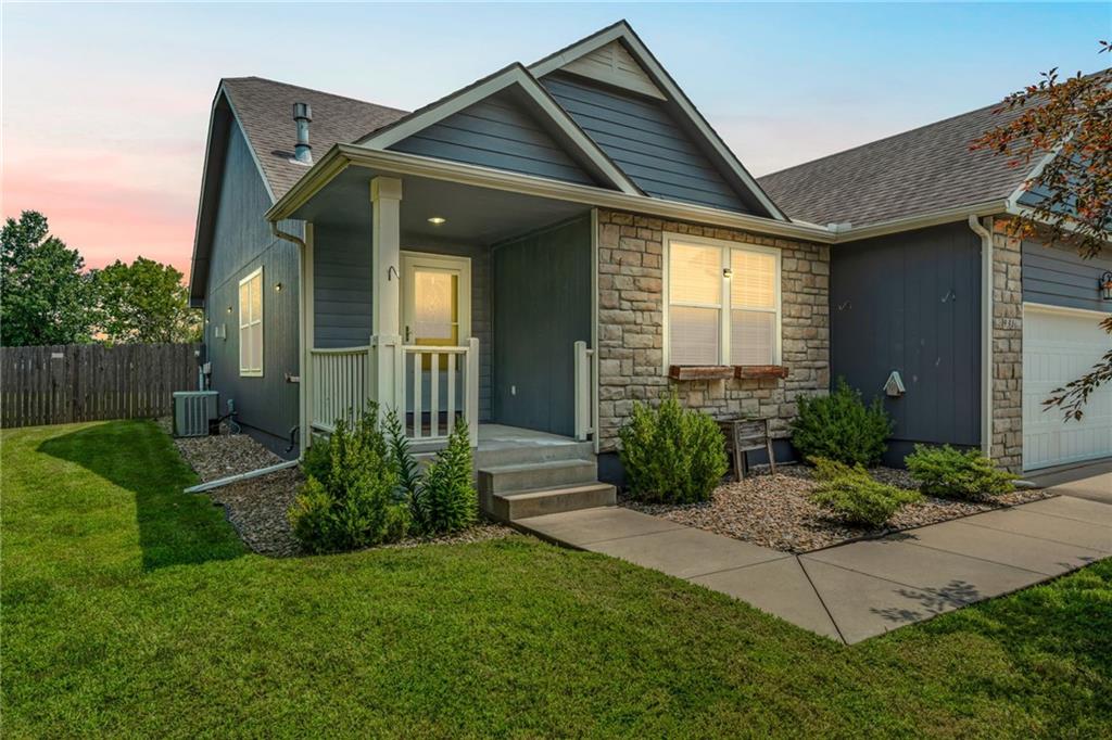 Listing Photo MLS #HMS2635738