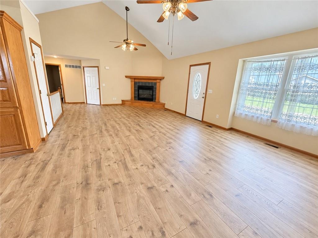 Listing Photo MLS #HMS2635769