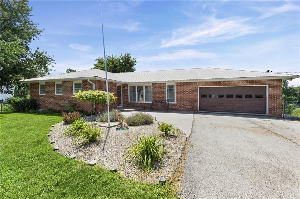 Listing Photo MLS #HMS2635837