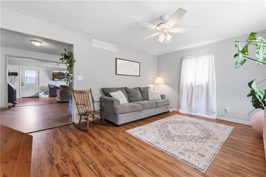 Listing Photo MLS #HMS2636175