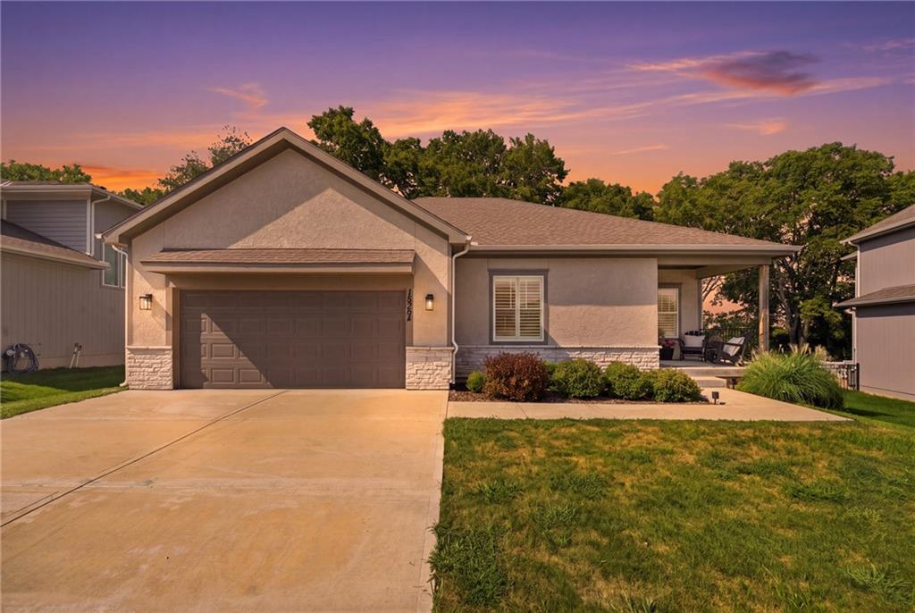 Listing Photo MLS #HMS2636399