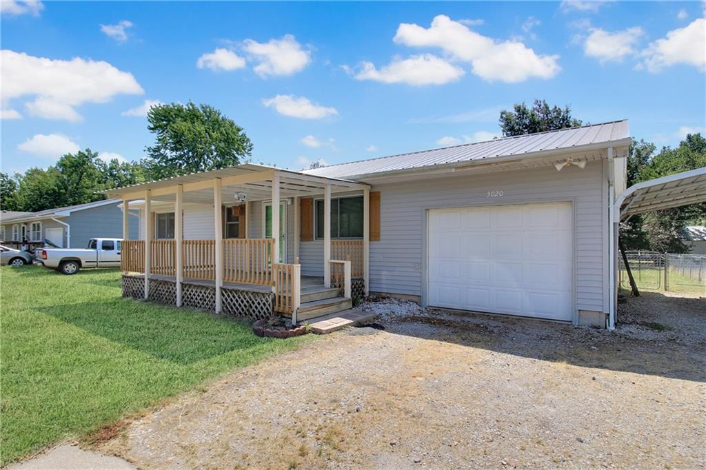 Listing Photo MLS #HMS2636448