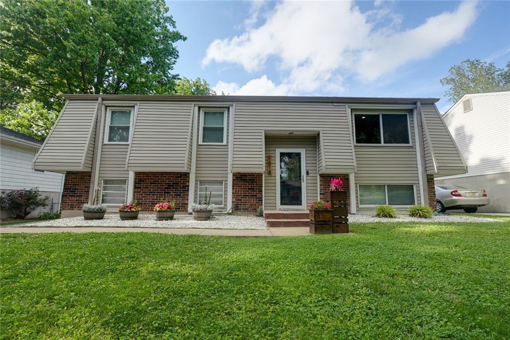 Listing Photo MLS #HMS2636675