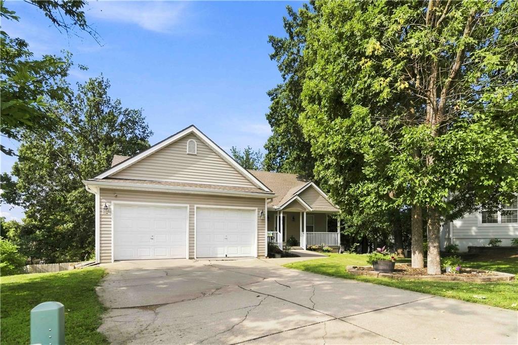 Listing Photo MLS #HMS2636815
