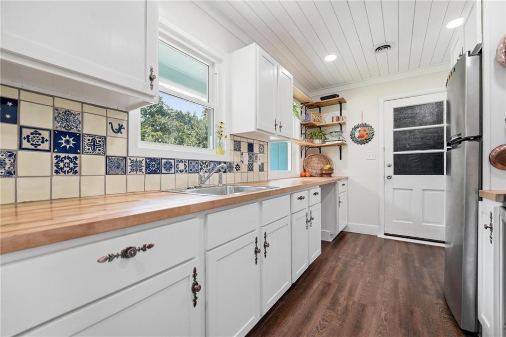 Listing Photo MLS #HMS2636840