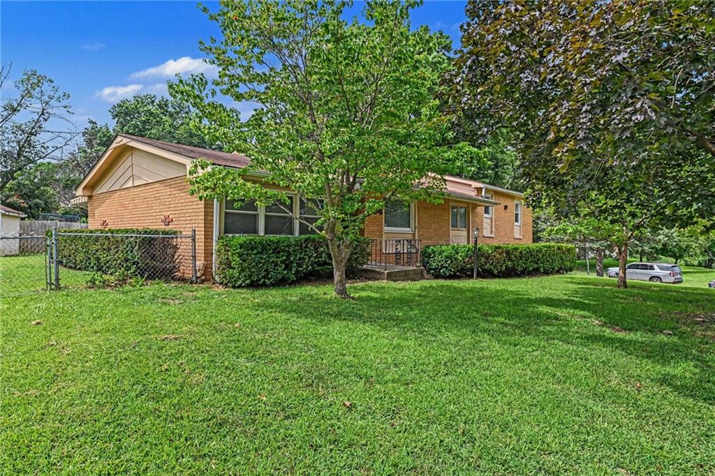 Listing Photo MLS #HMS2636985