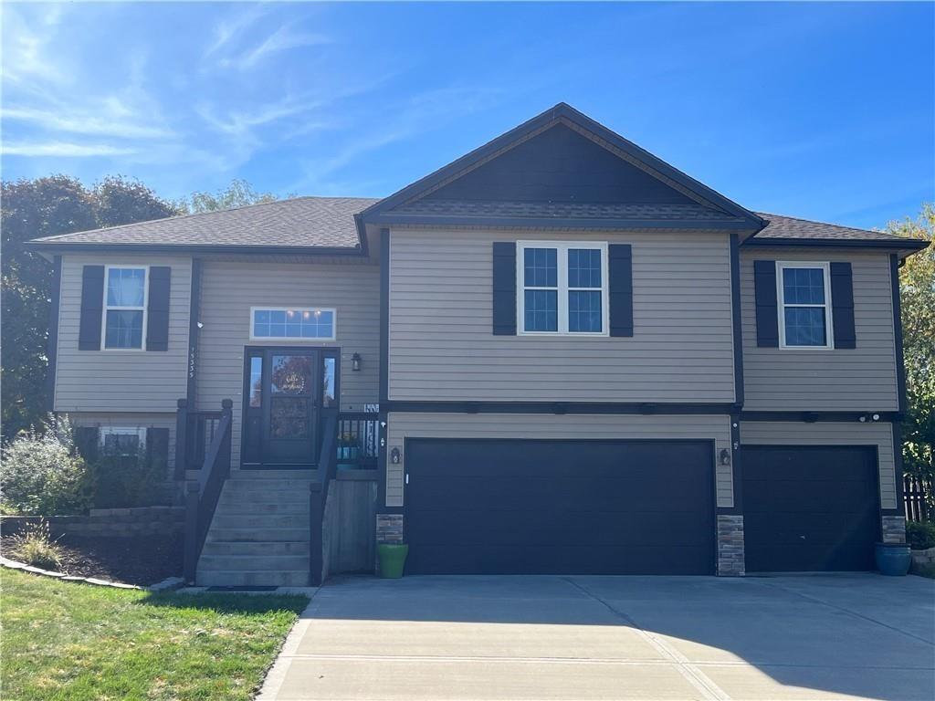 Listing Photo MLS #HMS2637083
