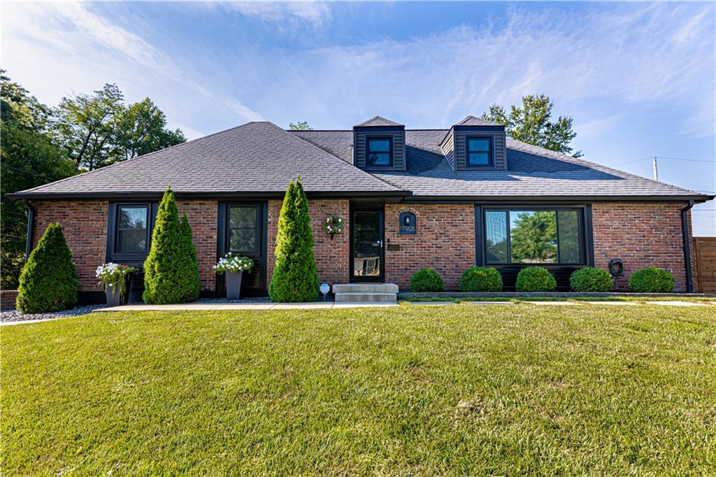 Listing Photo MLS #HMS2637177