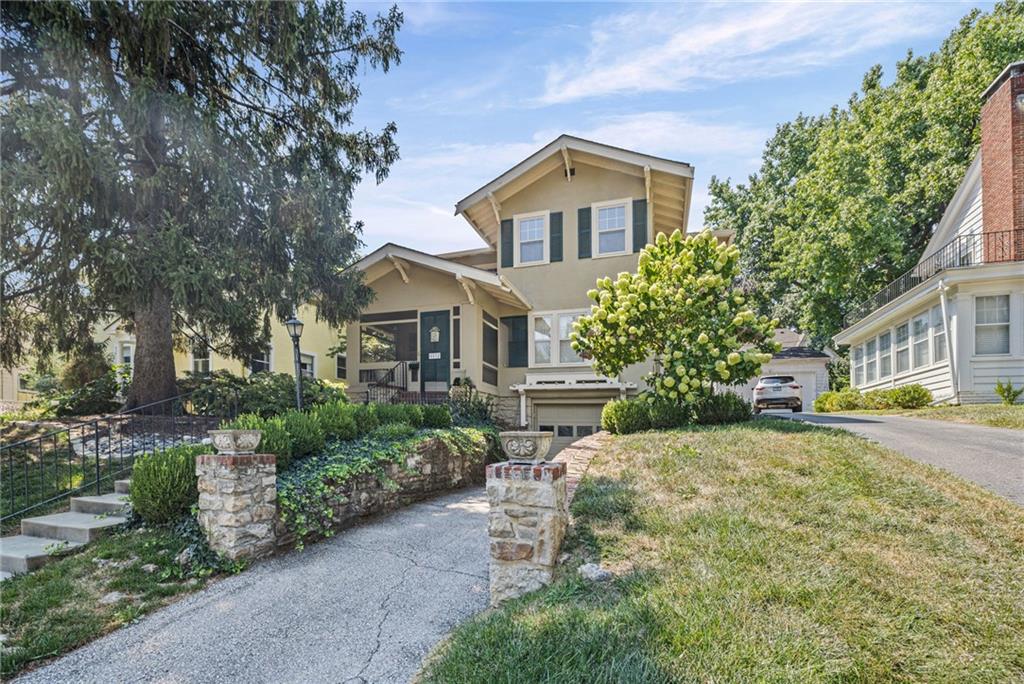 Listing Photo MLS #HMS2637242