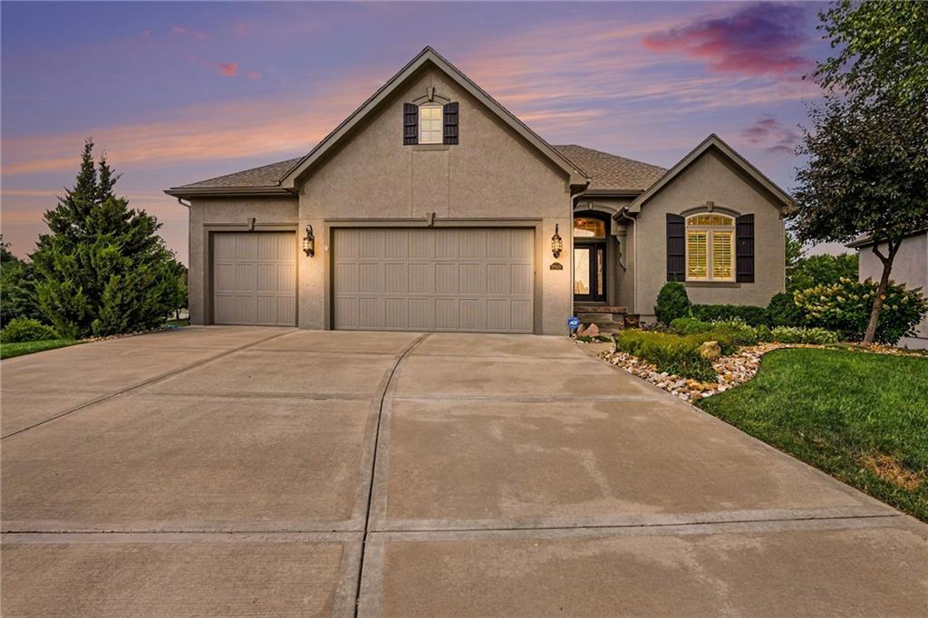 Listing Photo MLS #HMS2637806