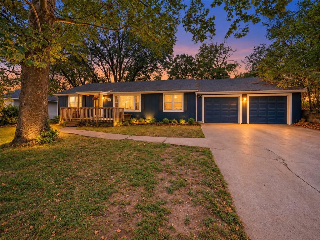 Listing Photo MLS #HMS2638186