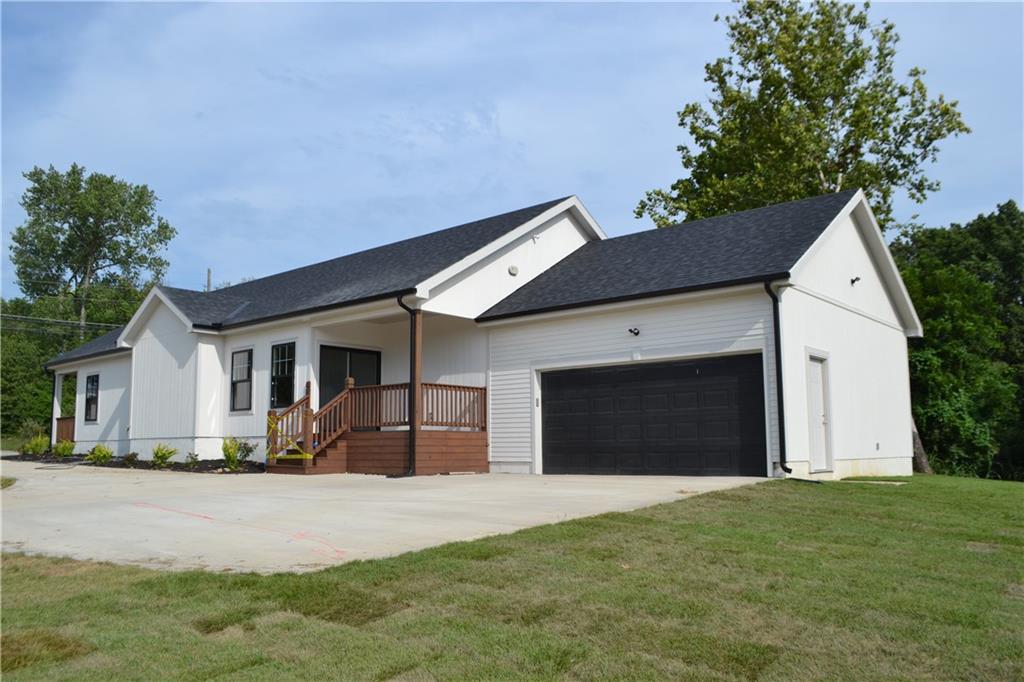 Listing Photo MLS #HMS2638534