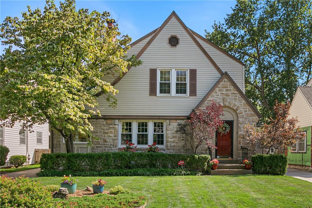 Listing Photo MLS #HMS2638544