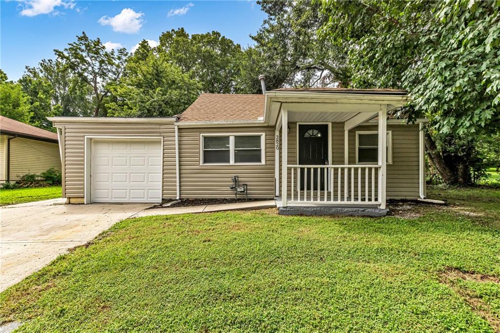 Listing Photo MLS #HMS2638628