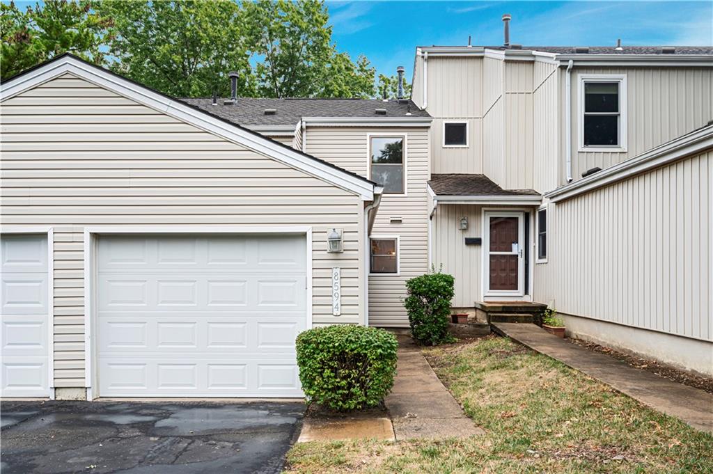 Listing Photo MLS #HMS2638801