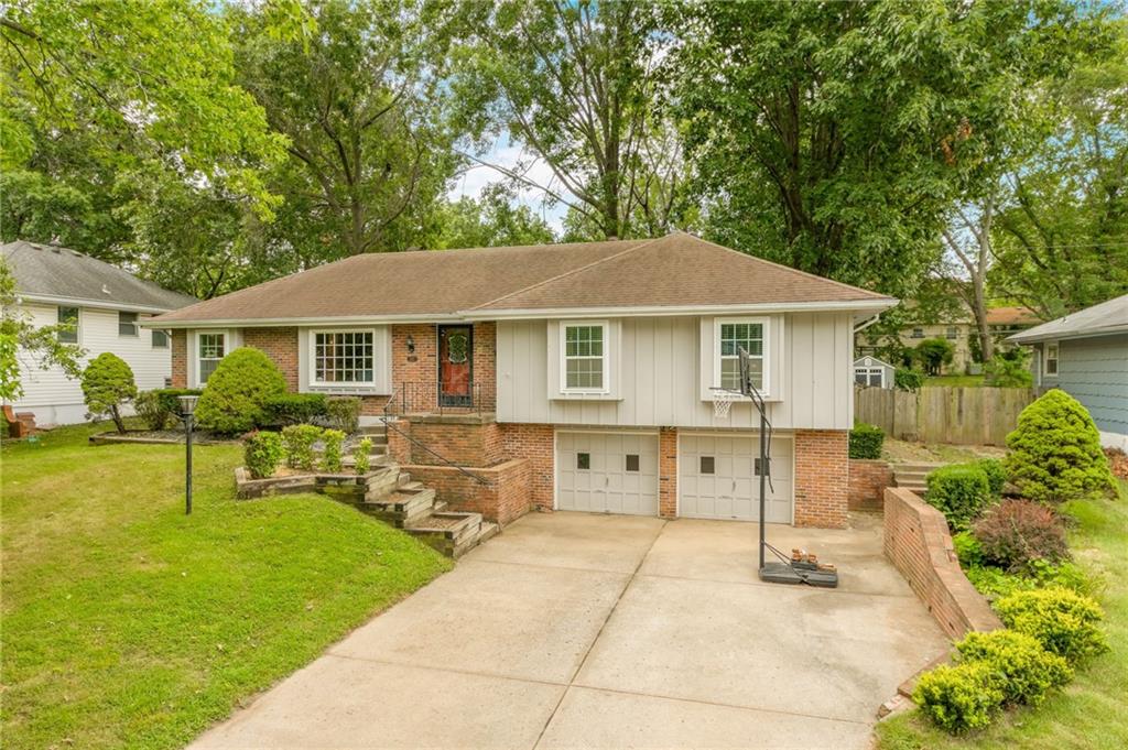 Listing Photo MLS #HMS2638822