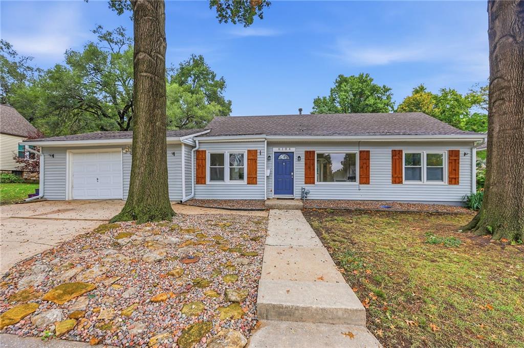 Listing Photo MLS #HMS2638919