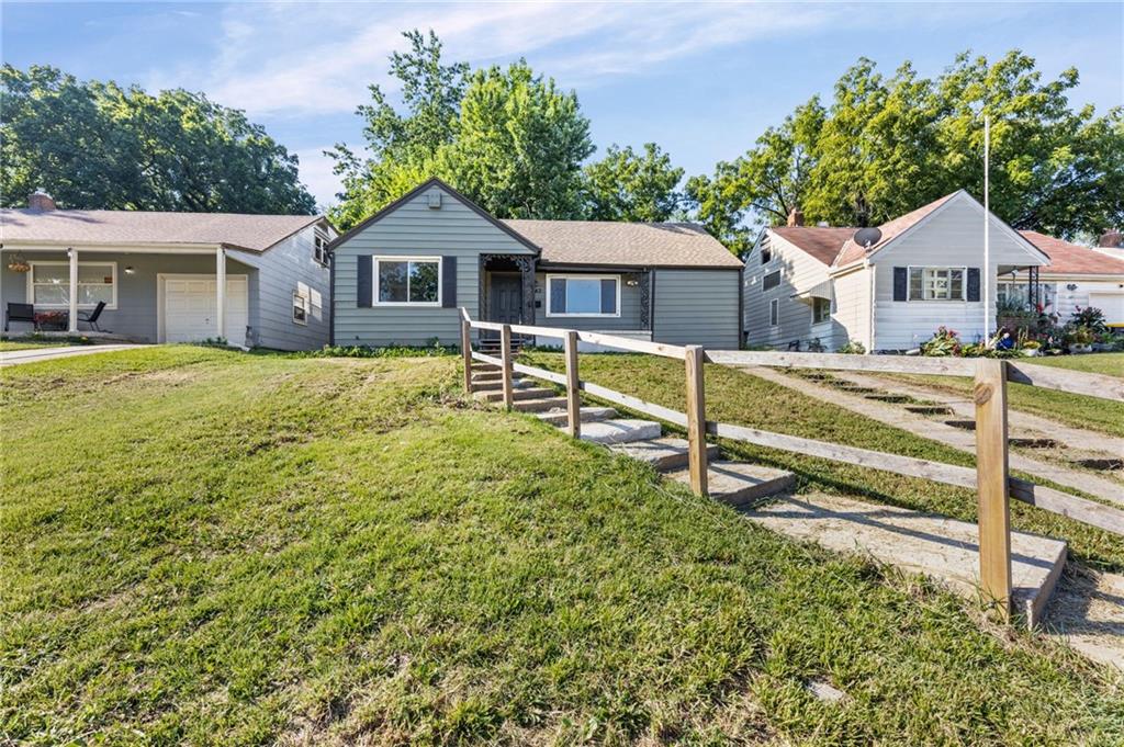 Listing Photo MLS #HMS2639170