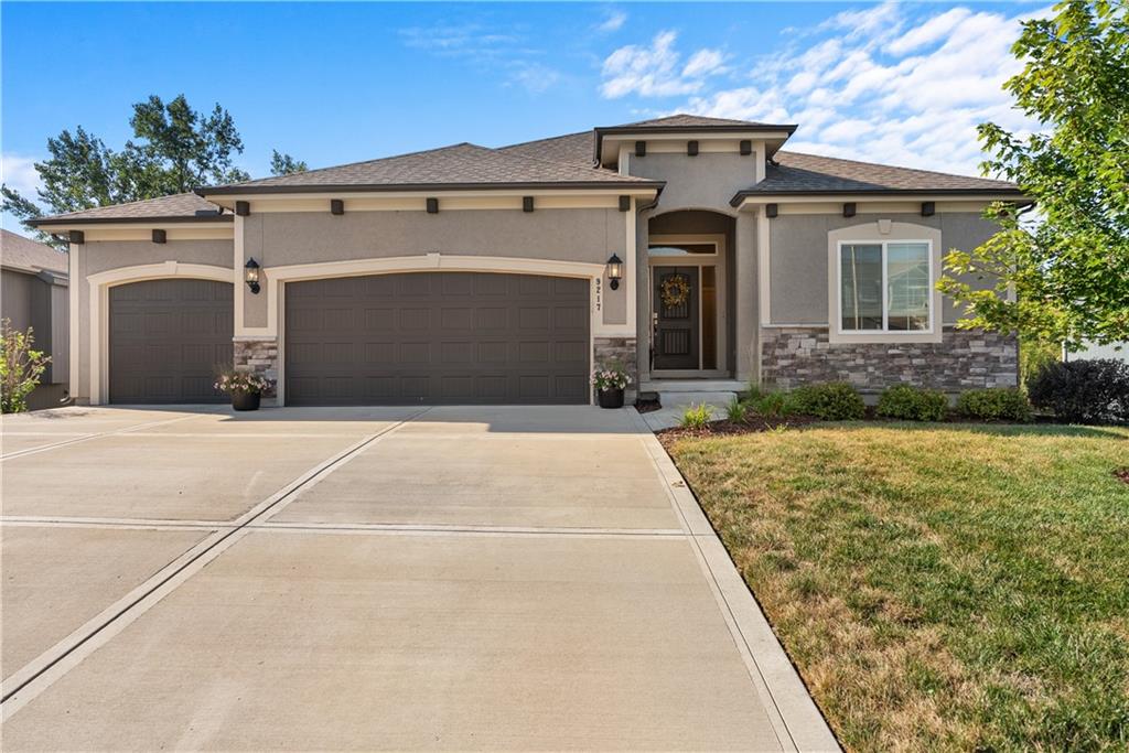 Listing Photo MLS #HMS2639228