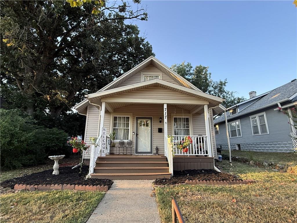 Listing Photo MLS #HMS2639314